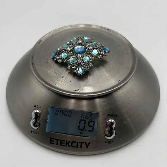 Vintage Aurora Borealis Silver Tone Blue Green Stones Brooch - Picture 13 of 13